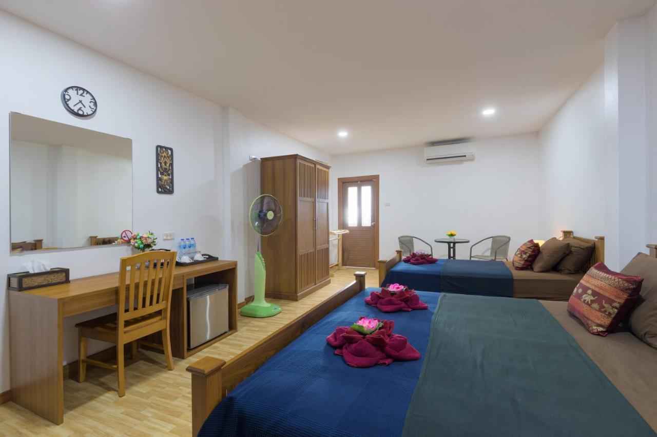 Family Song Koh Lipe Hotel ภายนอก รูปภาพ